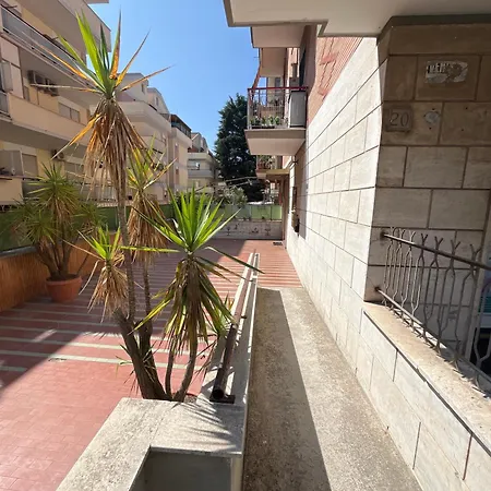 Apartment Pollyhouse Rom